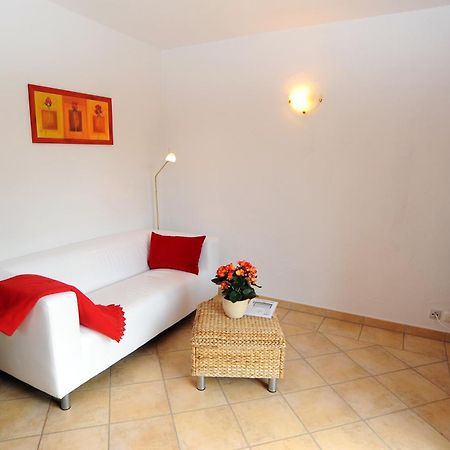 Kastanienhof Apartment Бург Екстериор снимка